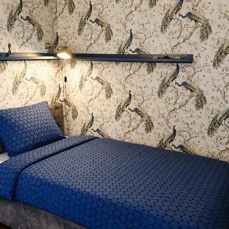 Stylish Retreat In Art Deco Style Vakantiehuis *