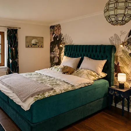 Stylish Retreat In Art Deco Style